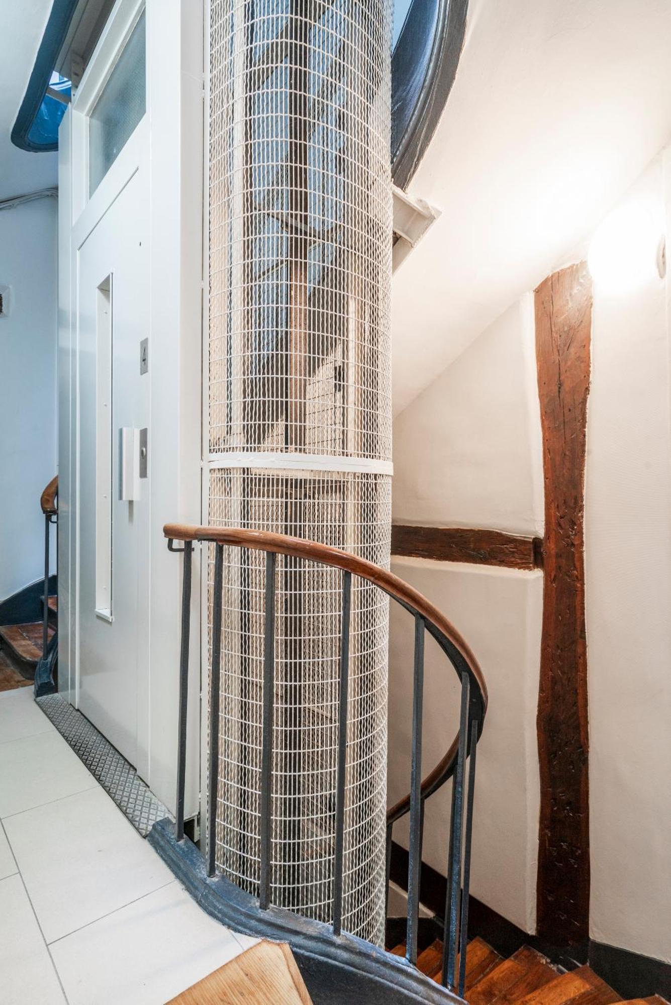 Louvre Innocent Apartment Париж Екстер'єр фото